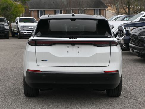 Used 2024 Jeep Wagoneer Launch Edition image 14