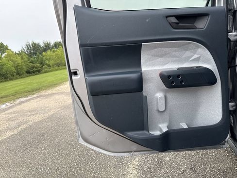 Used 2022 Ford Maverick XLT FWD image 22