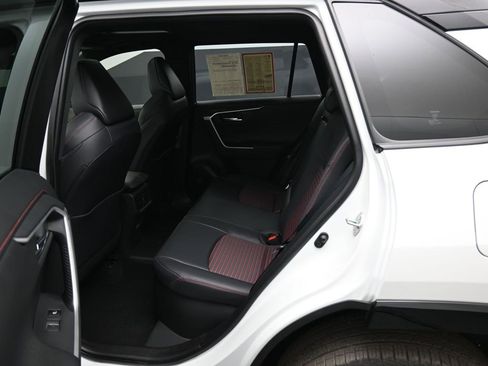 Used 2025 Toyota RAV4 XSE image 29