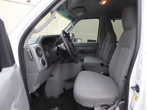 Used 2013 Ford E-350 and Econoline 350 XL image 16