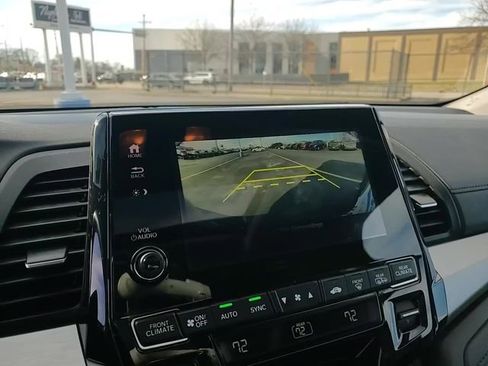 Used 2023 Honda Odyssey EX-L image 21