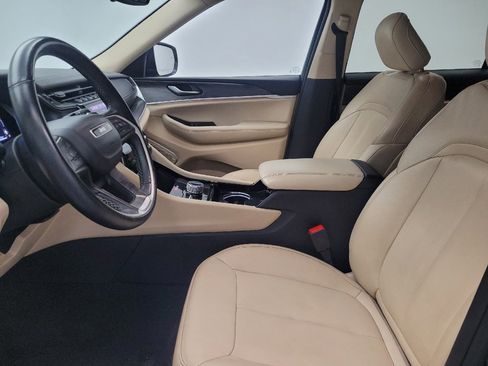 Used 2022 Jeep Grand Cherokee L Limited image 17