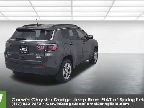Certified 2024 Jeep Compass Latitude image 14