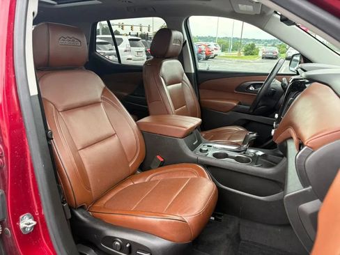 Used 2019 Chevrolet Traverse High Country w/ LPO, Floor Liner Package AWD/4WD image 18