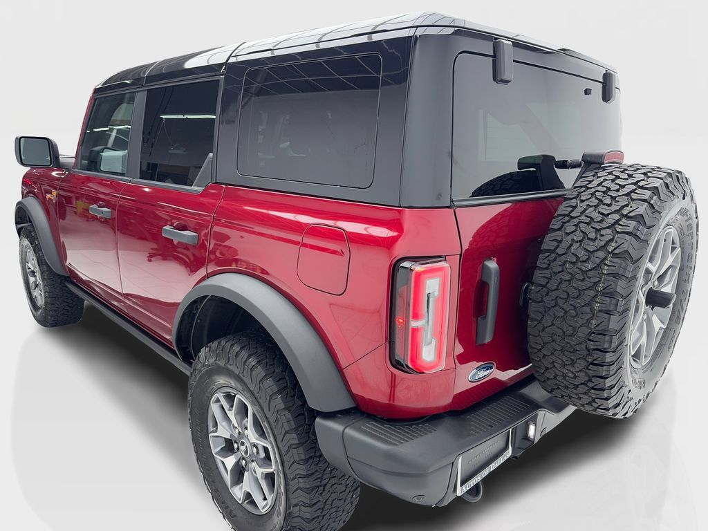 Used 2025 Ford Bronco Badlands AWD/4WD image 13