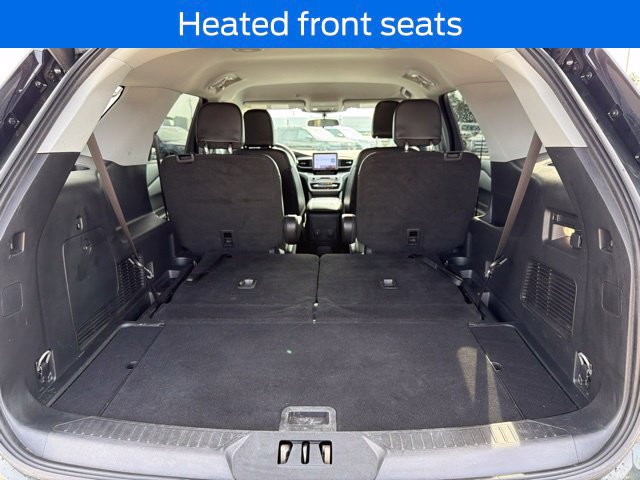 Used 2024 Ford Explorer XLT w/ Equipment Group 202A AWD/4WD image 20