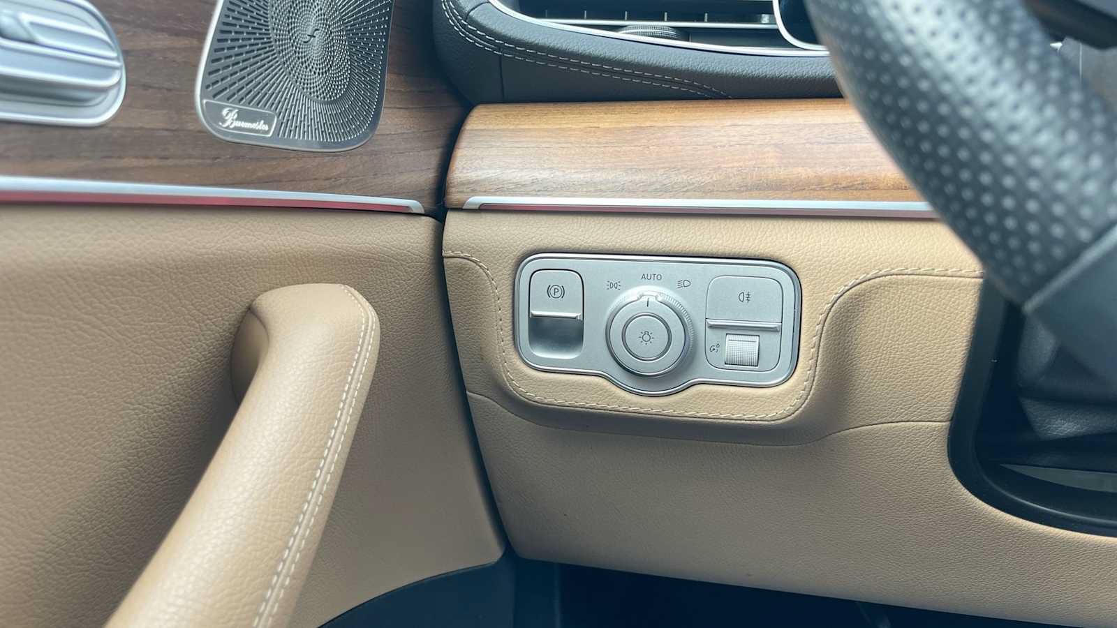 Certified 2024 Mercedes-Benz GLS 450 4MATIC image 31