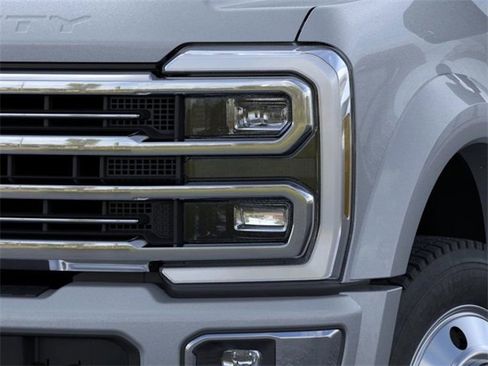 New 2026 Ford F450 Platinum w/ Platinum Plus Package image 18