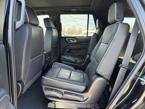 Used 2022 Chevrolet Tahoe Premier image 32