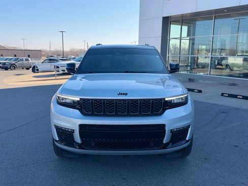 Used 2023 Jeep Grand Cherokee L Summit image 4