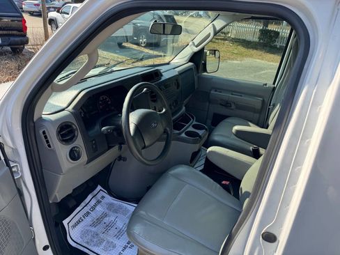 Used 2011 Ford E-150 and Econoline 150 E 150 3dr Cargo Van w/ PWR Group image 9