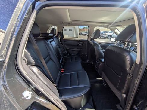 Used 2021 Nissan Rogue SL AWD/4WD image 34