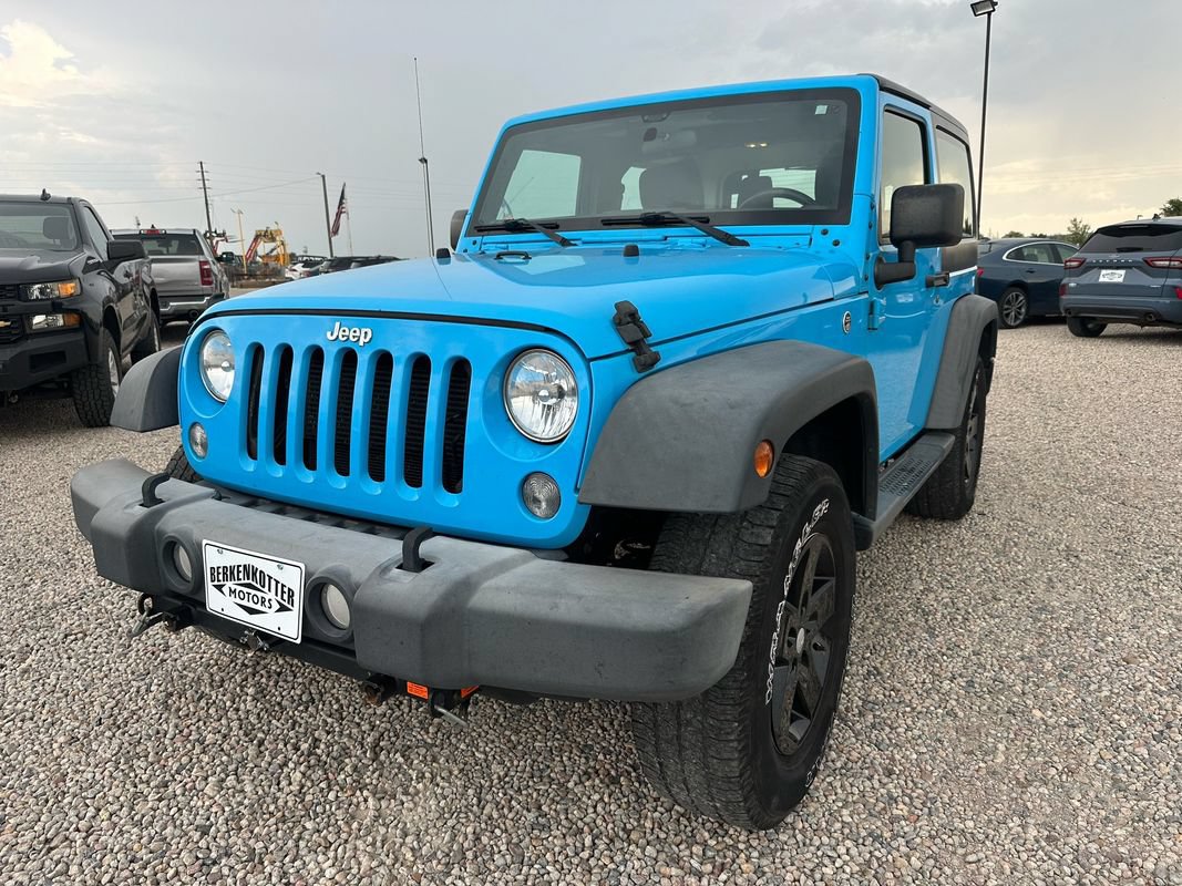 Used 2018 Jeep Wrangler Sport AWD/4WD image 4
