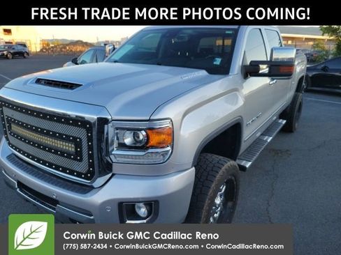 Used 2017 GMC Sierra 2500 Denali w/ Duramax Plus Package AWD/4WD image 1
