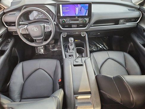 Certified 2026 Toyota Grand Highlander FWD image 23