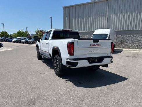 Used 2021 GMC Sierra 2500 AT4 w/ AT4 Premium Plus Package AWD/4WD image 8