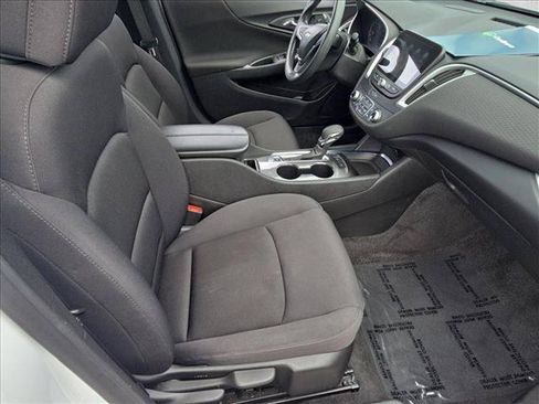 Certified 2024 Chevrolet Malibu LT FWD image 20