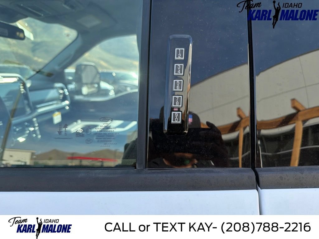 New 2026 Ford F350 Lariat w/ Black Appearance Package AWD/4WD image 7