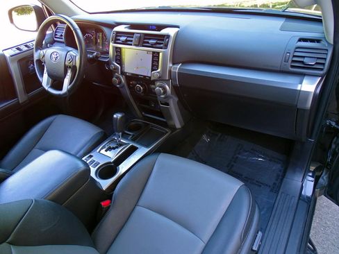 Used 2023 Toyota 4Runner SR5 Premium w/ Moonroof Package RWD image 36