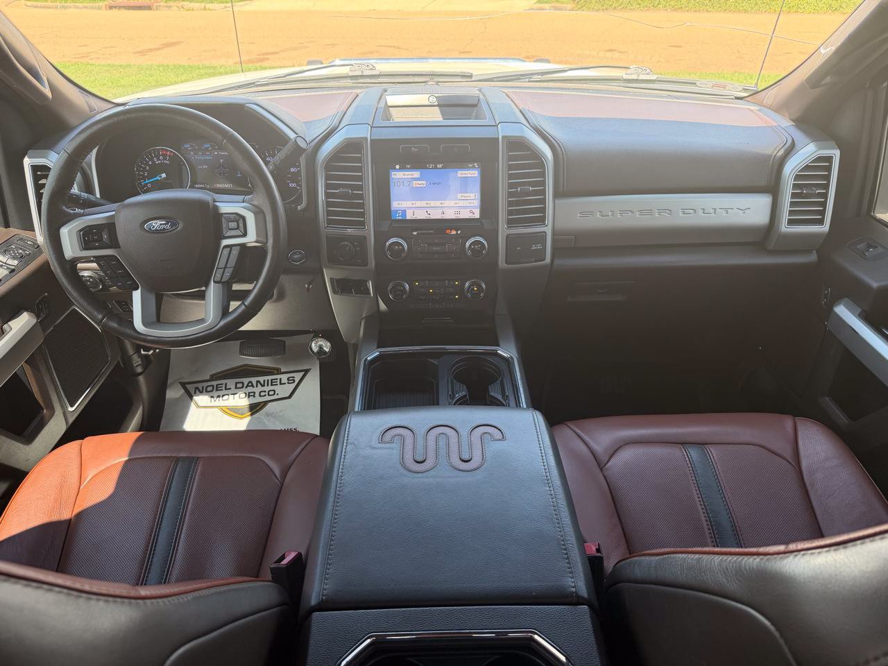 Used 2019 Ford F350 King Ranch w/ Chrome Package RWD image 18