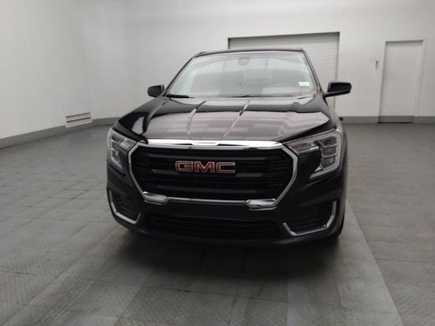 Used 2024 GMC Terrain SLE FWD image 15