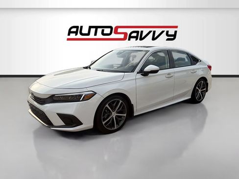 Used 2024 Honda Civic Touring image 3