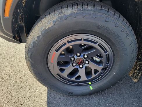 New 2025 Nissan Frontier PRO-4X image 12