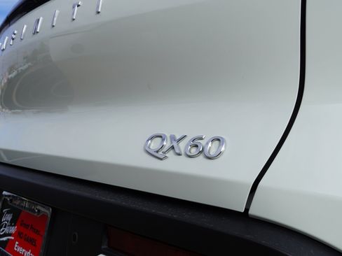 Used 2023 INFINITI QX60 Pure image 41
