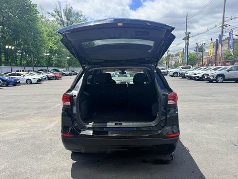 Used 2023 Chevrolet Equinox LS w/ LS Convenience Package AWD/4WD image 7
