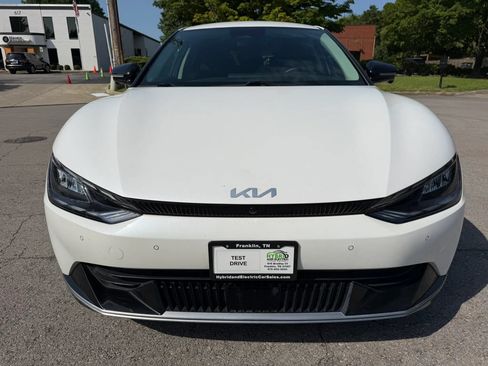 Used 2023 Kia EV6 Wind w/ Wind Technology Package AWD/4WD image 8