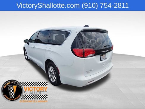Certified 2023 Chrysler Voyager LX FWD image 23
