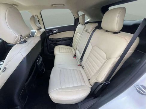 Used 2019 Ford Edge SEL w/ Equipment Group 201A image 11