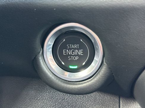 Certified 2025 Chevrolet Tahoe Z71 image 35