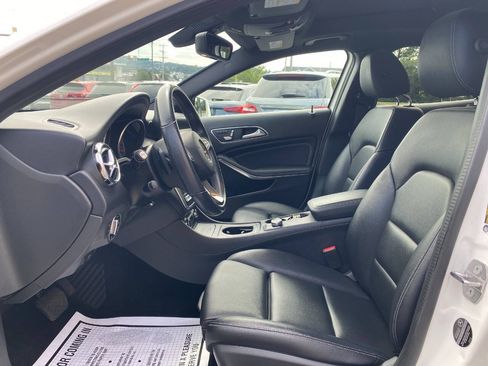 Used 2020 Mercedes-Benz GLA 250 4MATIC image 9