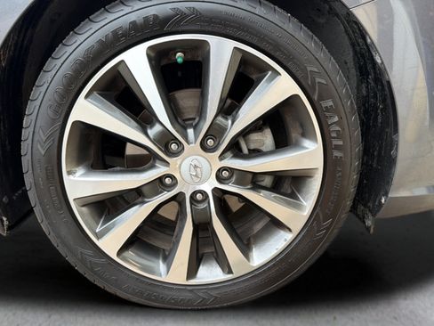 Used 2018 Hyundai Elantra GT w/ Style Package 02 FWD image 20
