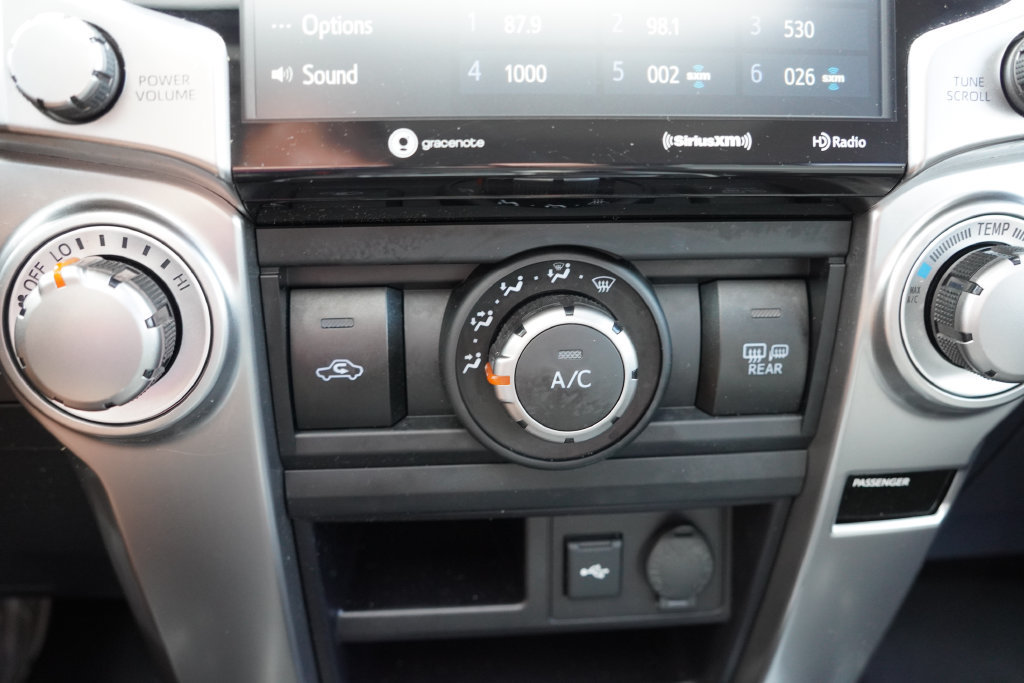Used 2023 Toyota 4Runner SR5 Premium w/ Moonroof Package AWD/4WD image 27