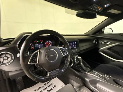 Used 2021 Chevrolet Camaro LT RWD image 16