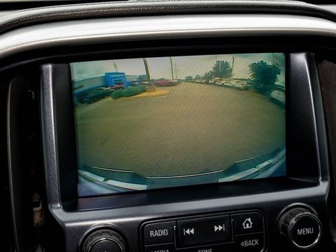 Used 2018 GMC Canyon SLE RWD image 22