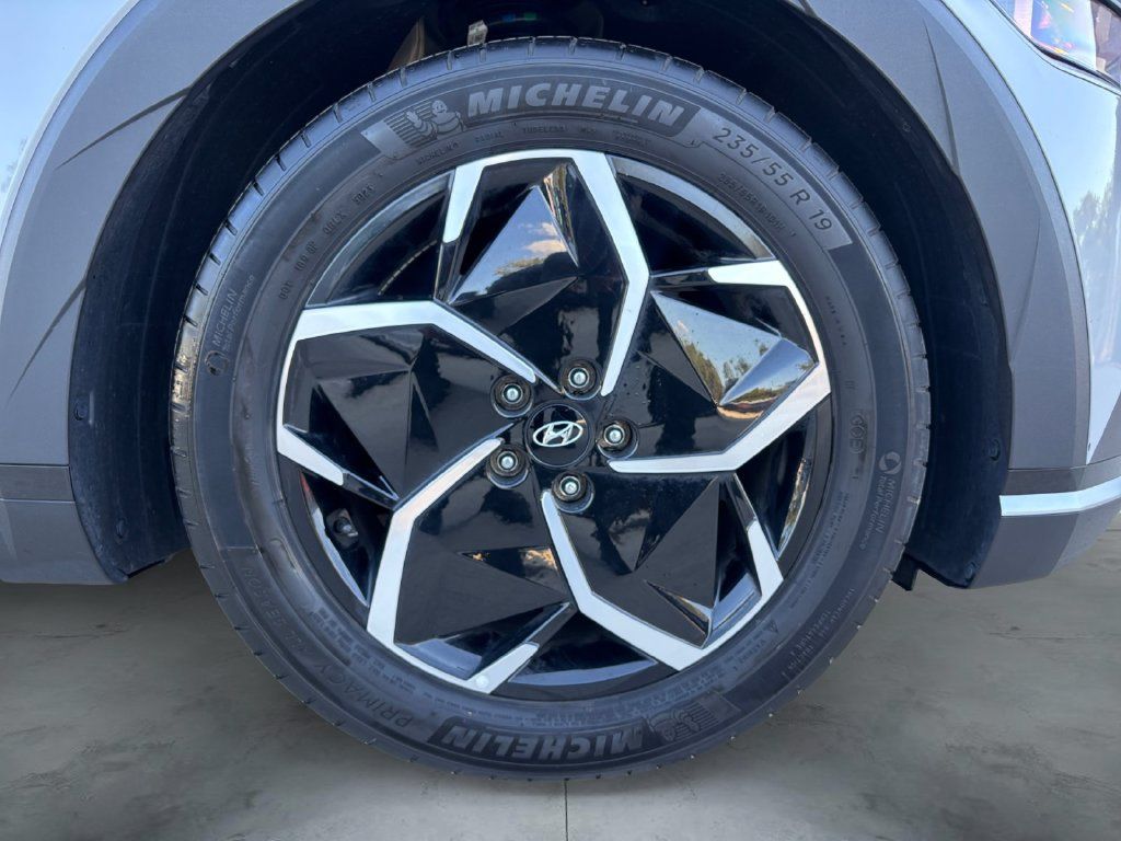 Used 2024 Hyundai Ioniq 5 SEL RWD image 15