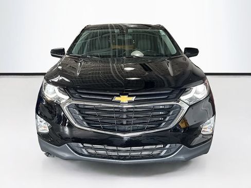 Used 2020 Chevrolet Equinox LT w/ Driver Convenience Package FWD image 4