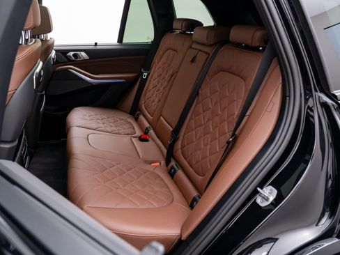 New 2026 BMW X5 xDrive50e w/ Executive Package image 19