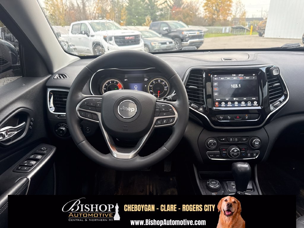 Used 2021 Jeep Cherokee Limited w/ Mopar Interior Package AWD/4WD image 15