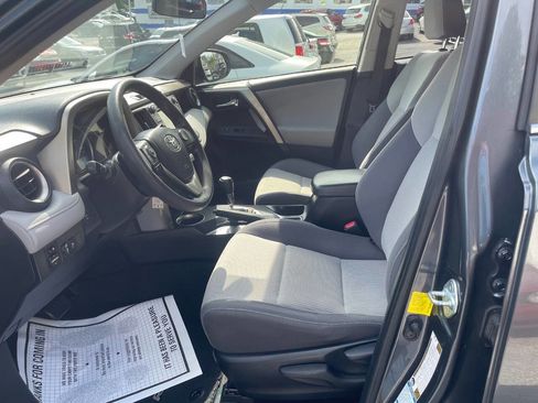 Used 2015 Toyota RAV4 XLE AWD/4WD image 10