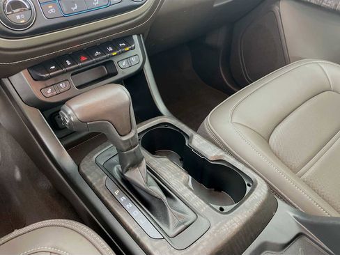 Used 2021 GMC Canyon Denali image 15