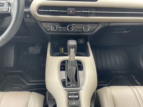 Certified 2024 Honda HR-V EX-L image 11