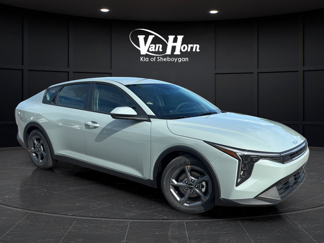 New 2026 Kia K4 FWD image 1
