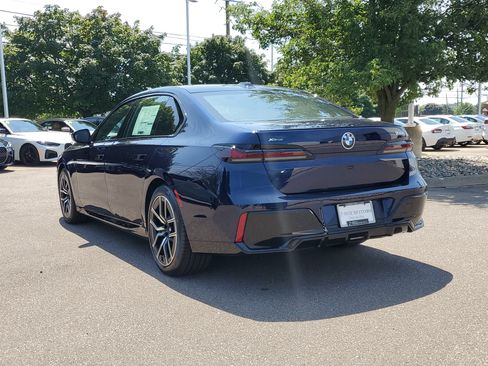 New 2026 BMW 740i xDrive AWD/4WD image 4