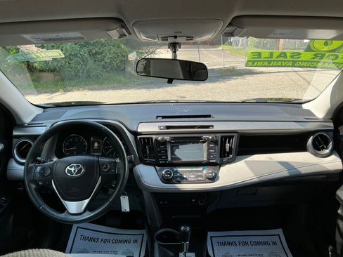 Used 2016 Toyota RAV4 XLE AWD/4WD image 31