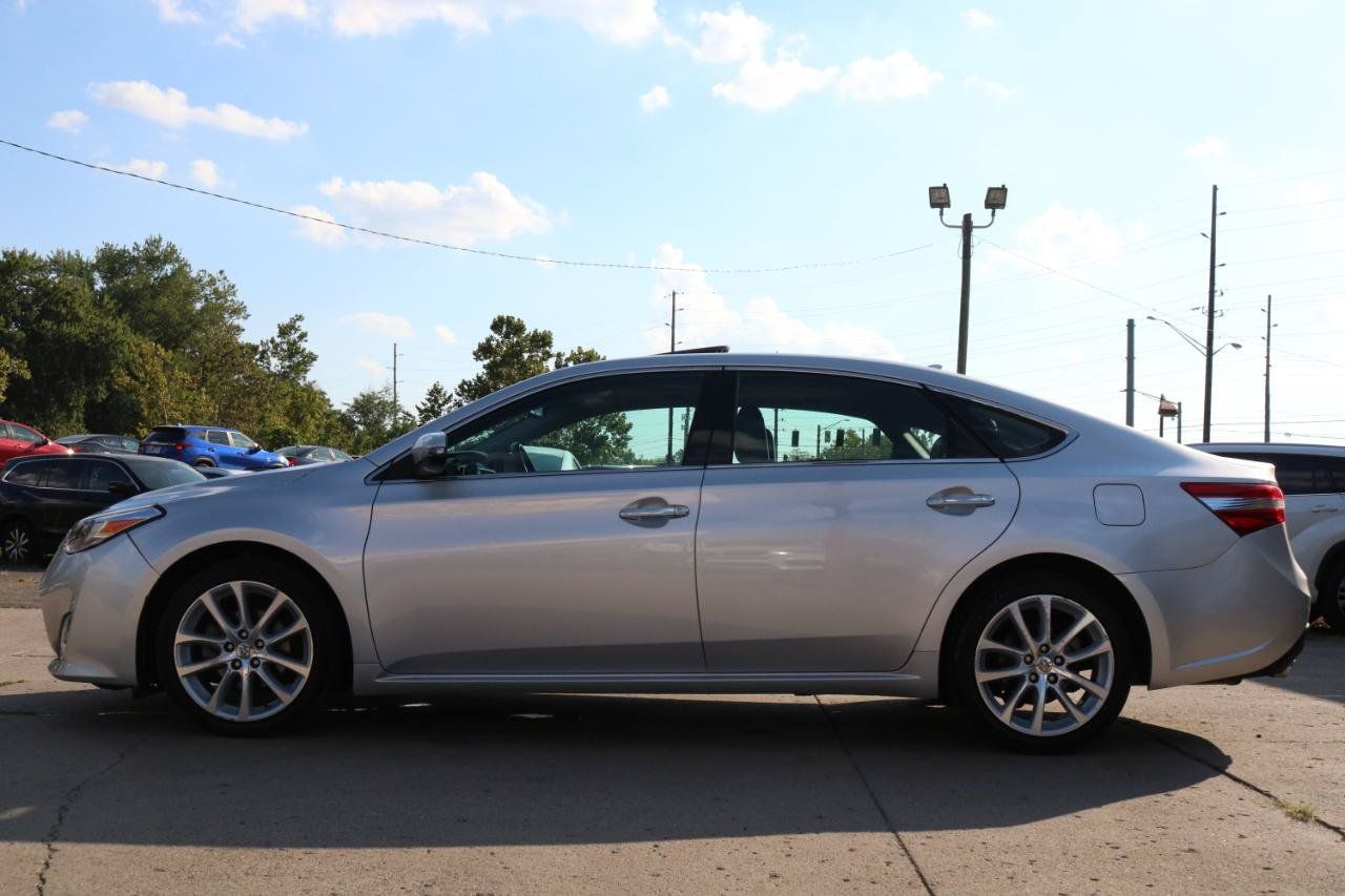 Used 2013 Toyota Avalon Limited FWD image 12