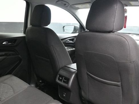 Used 2021 Chevrolet Equinox LT FWD image 13